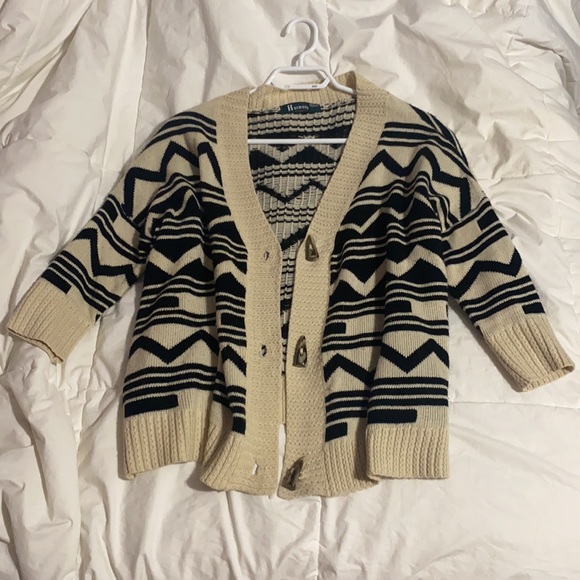 Black and beige cardigan - Picture 3 of 6